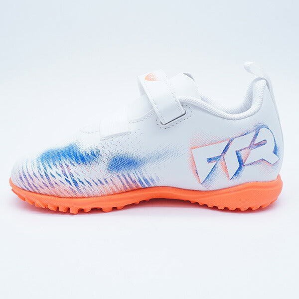 【ショップ限定エントリーでさらに+9倍】フューチャー8プレイTTVJRプーマPUMA108628-01プーマホワイトジュニアサッカートレーニングシューズベルクロ
