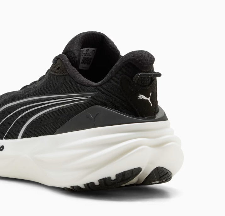プーマPUMAランニングシューズレディース大人FOREVERRUNNITRO3WIDEフォーエバーランニトロ安定性クッショングリップワイド313703