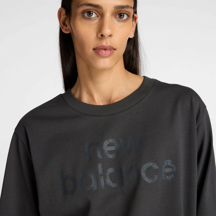 【ショップ限定エントリーでさらに+9倍】NEWBALANCEニューバランスレディースリラックスロングスリーブTシャツ長袖AWT53171-BLK