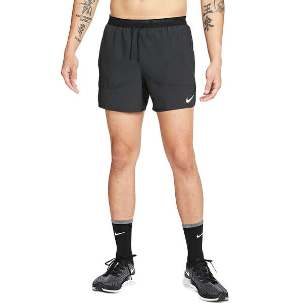 【ショップ限定エントリーでさらに+9倍】NIKEナイキランニングショートパンツメンズ13cmインナー付きDri-FITストライド5インチDM4756-010