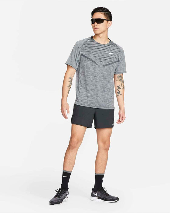 【ショップ限定エントリーでさらに+9倍】NIKEナイキランニングショートパンツメンズ13cmインナー付きDri-FITストライド5インチDM4756-010