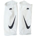 【ショップ限定エントリーでさらに+9倍】ナイキNIKEマーキュリアルライトシンガードDN3611-100すね当てサッカー
