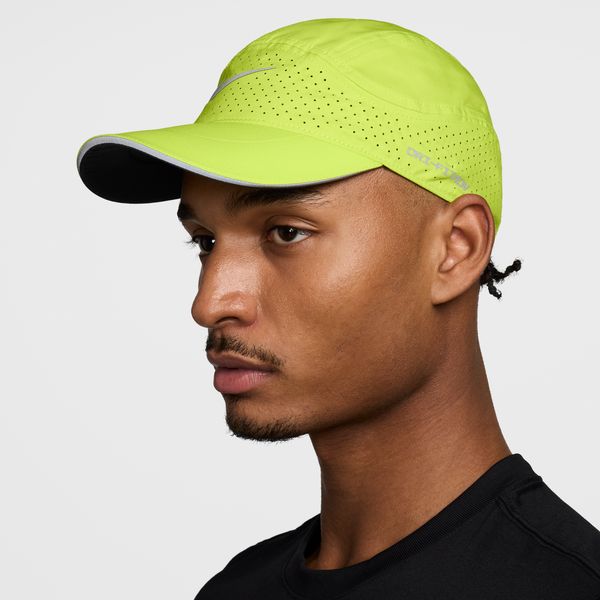 NIKEナイキアンストラクチャードリフレクティブキャップ帽子NikeFlyFB5681-389