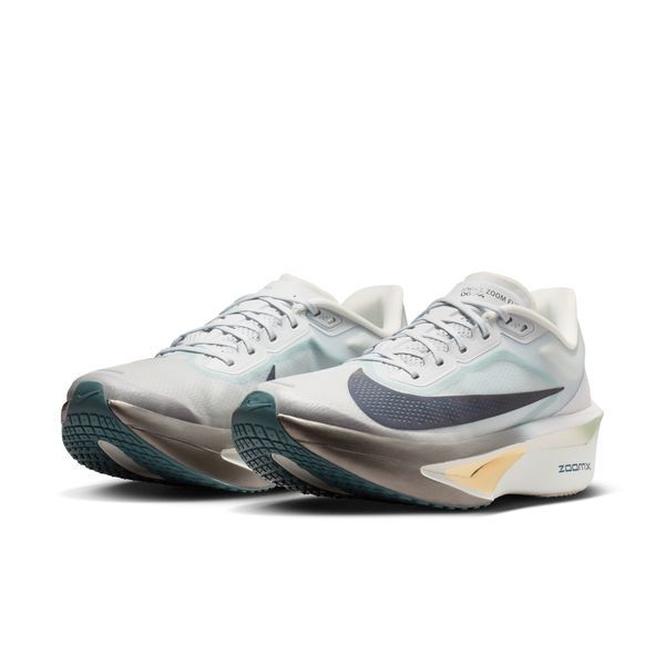 ナイキNIKEメンズランニングシューズズームフライ6マラソンジョギングFN8454-006