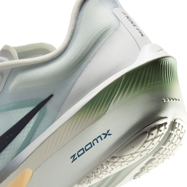 ナイキNIKEメンズランニングシューズズームフライ6マラソンジョギングFN8454-006