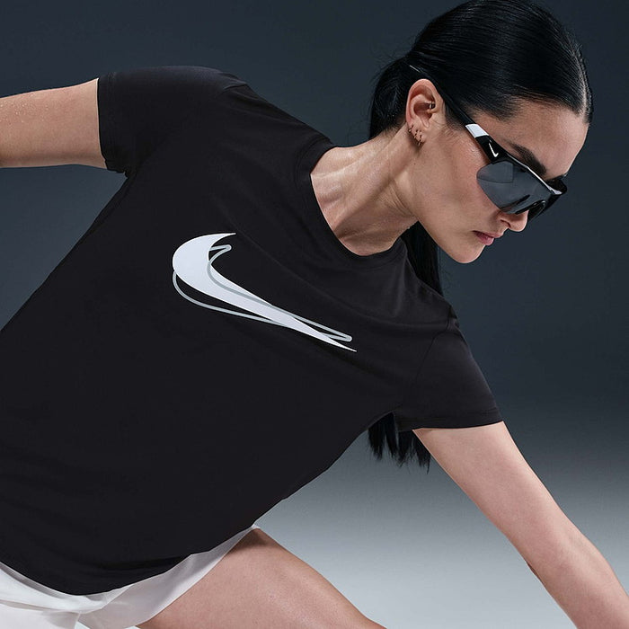 【ショップ限定エントリーでさらに+9倍】【ネコポス送料無料】NIKEナイキランニングシャツ半袖レディースSWSHスウッシュHBRDFドライフィットHJ2205-010