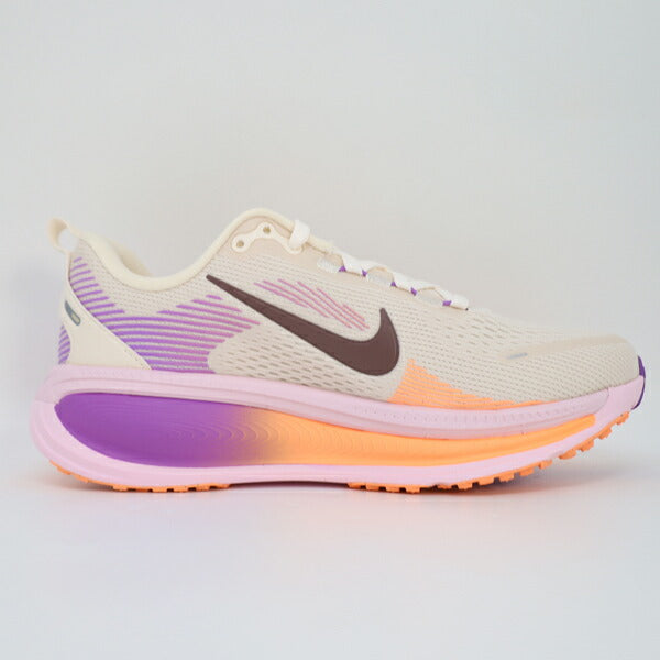 【自社のみ】ナイキNIKEレディースランニングシューズズームボメロ18マラソンジョギングHM6804-113