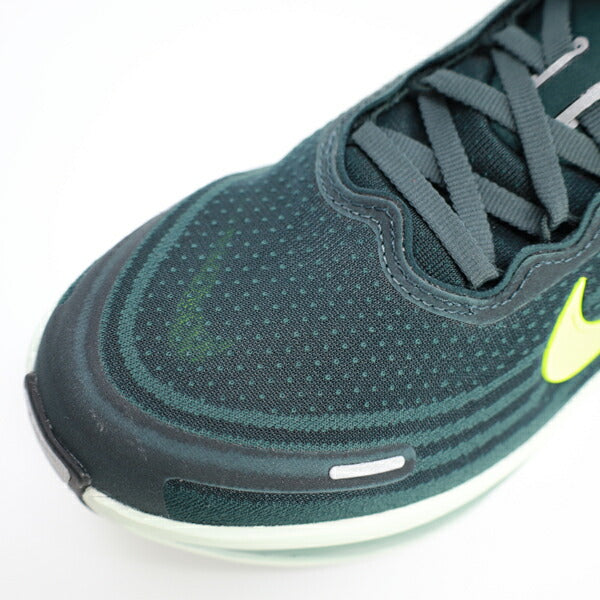 ナイキNIKEメンズナイキボメロプラスVOMEROPLUSロードランニングシューズHV8150-300
