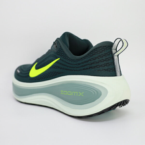 ナイキNIKEメンズナイキボメロプラスVOMEROPLUSロードランニングシューズHV8150-300