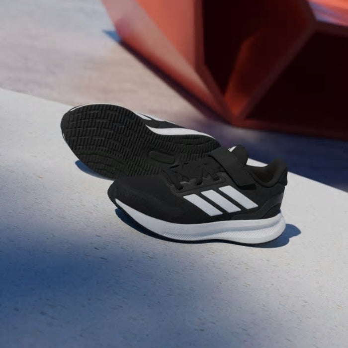 アディダスadidasランニングシューズジュニアキッズコアファイト5スニーカーIE8574