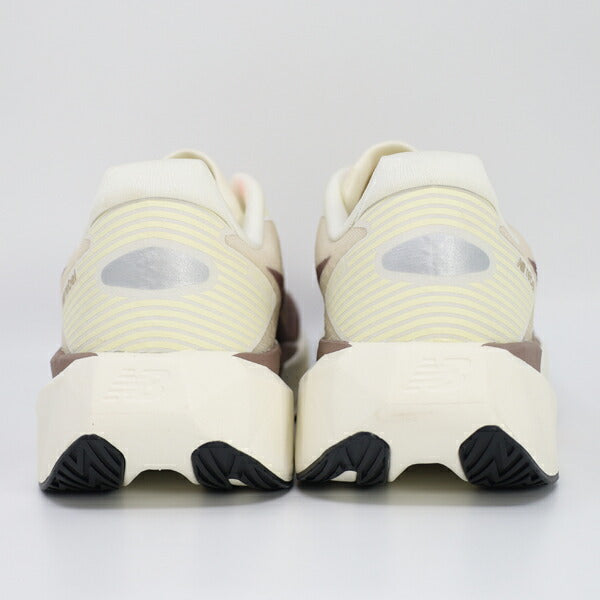 FuelCellRebelv5ニューバランスNewBalanceMFCXLY5-Dブラウンクリームランニングシューズ