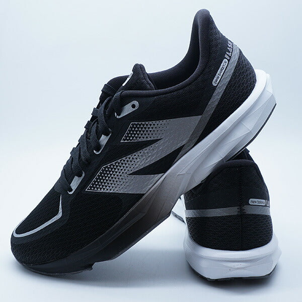 DynaSoftFlashv7ニューバランスNewBalanceMFLSH4BW-Dブラックランニングシューズ