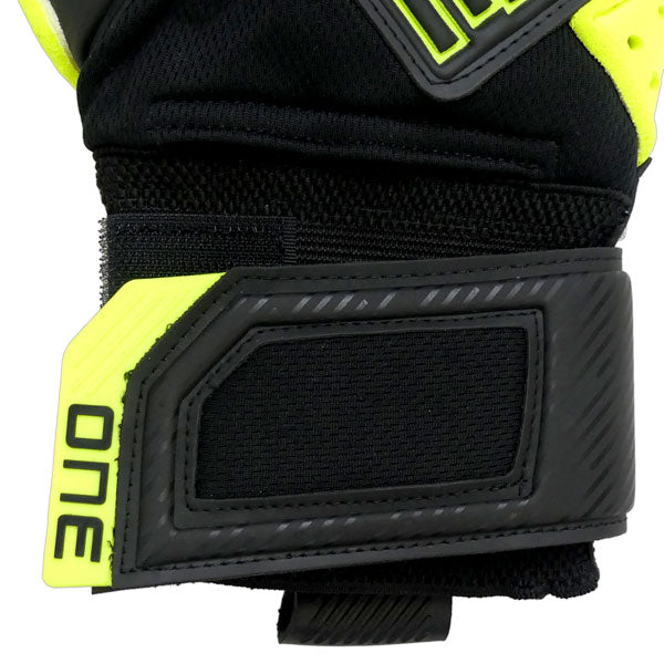 TheOneGloveAPEXMagmaサッカーキーパーグローブONE22-A007ゴールキーパーGKグローブキーグロブラック