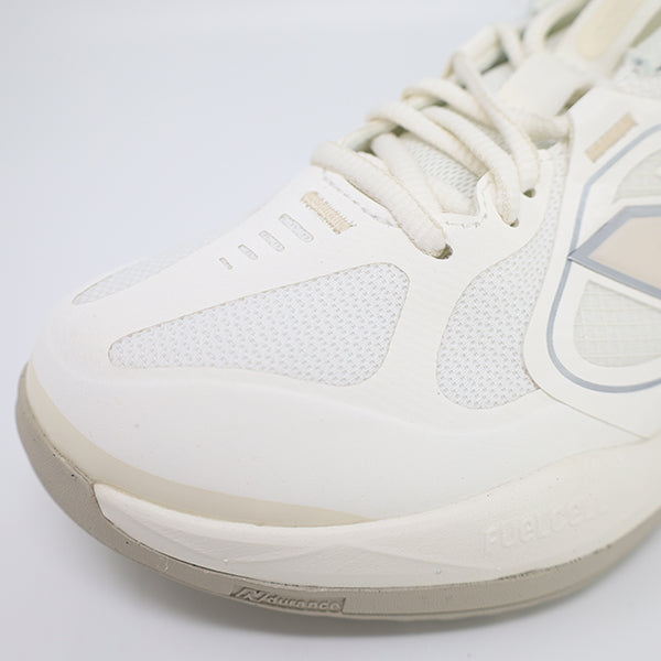 ニューバランス new balance テニスシューズ FuelCell 796 v5 レディース 大人 オムニクレーコート 軽量 通気性 クッション性 反発性 耐久性 W796-4ZV-2E